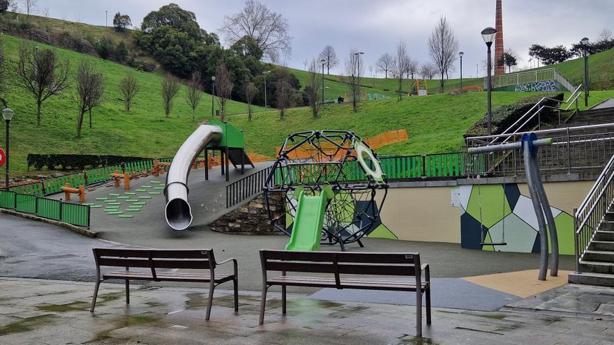 La plaza del Gas de Bilbao cuenta con nuevos juegos infantiles