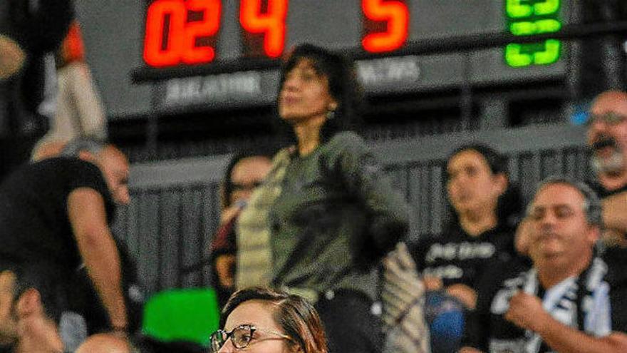 Lágrimas y  resignación en la ‘marea negra’