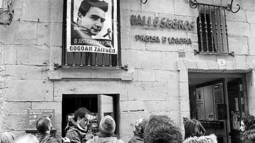 Imagen de una concentración en la que se reclamaba justicia para Asier Ballesteros en Viana.