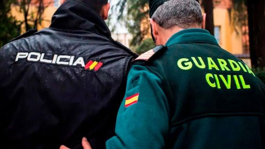 Interior estudia reconocer como profesión de riesgo a Policía Nacional y Guardia Civil