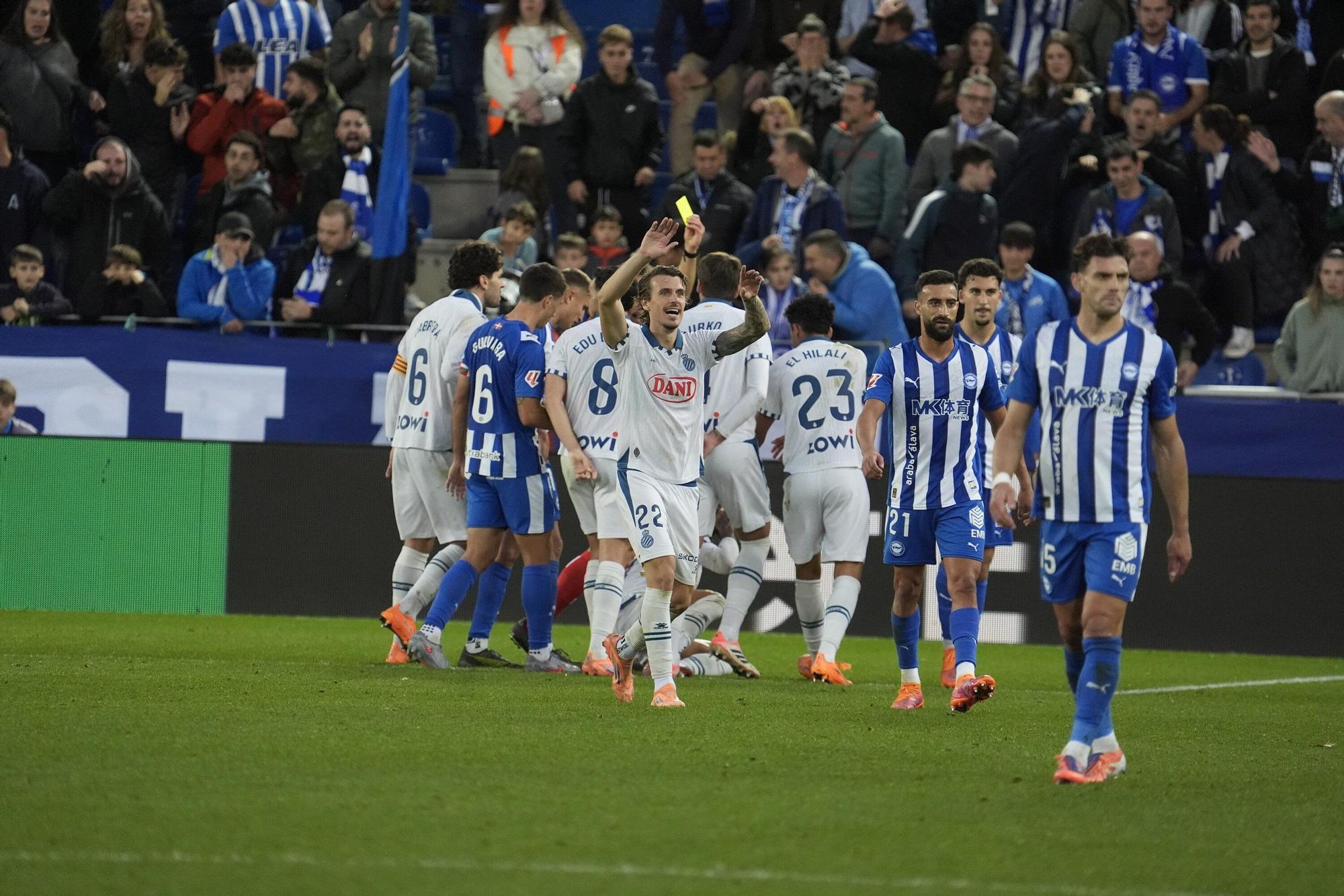 En imágenes: Todas las fotos del Alavés-Espanyol en Mendizorroza (2-1)