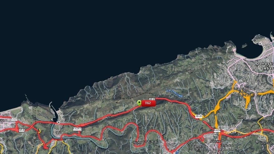 Colas de 4 km al paso de la AP-8 por Usurbil por un accidente de tráfico sin heridos