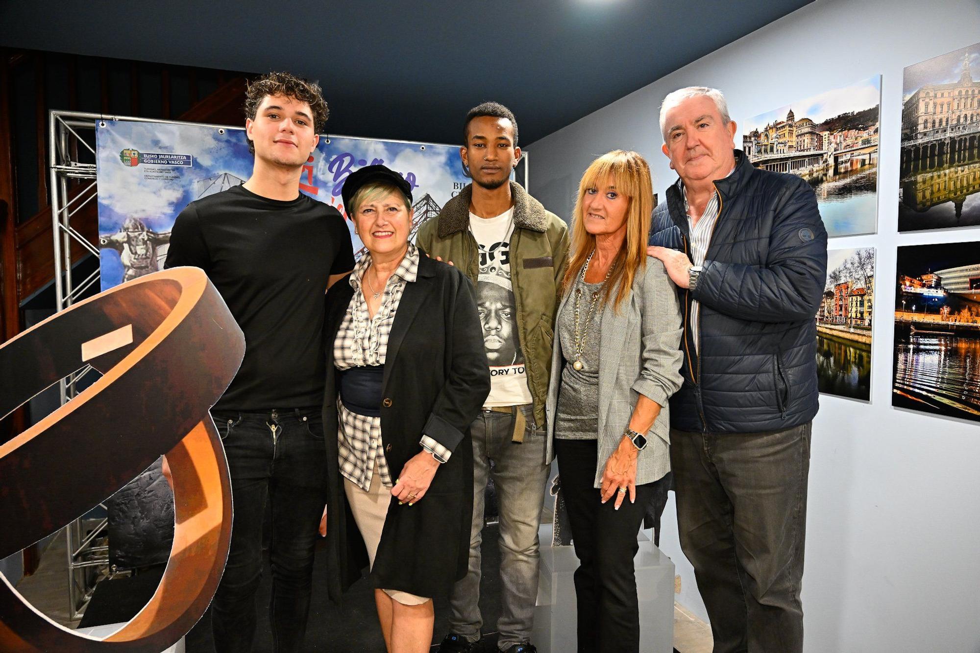 Araitz Montiel, Ana Álvarez, Mikel Sáenz, Elena Busturia e Isidro Elezgarai.