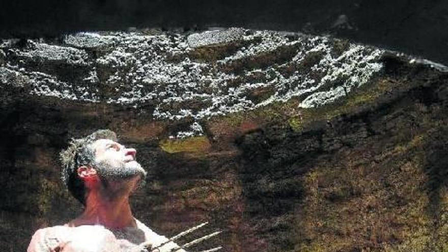 Lobezno (Hugh Jackman), en una de las primeras escenas de la película.