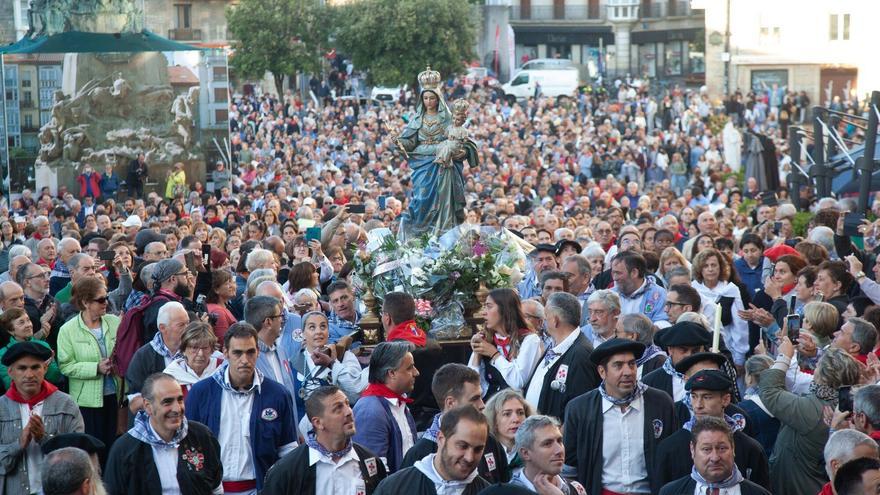 Entre la devoción y la tradición