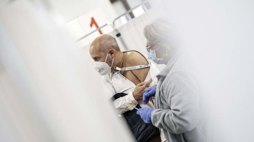 Navarra plantea poner la cuarta dosis de la vacuna de la covid-19 en septiembre u octubre