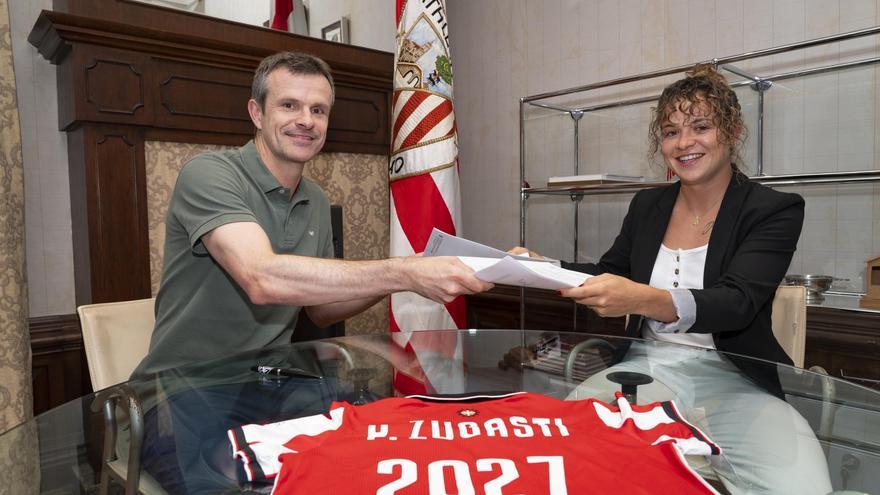 La delantera que renueva con el Athletic