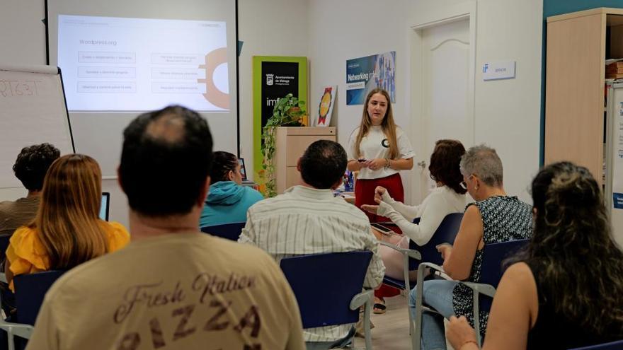 Taller YoConecto de Fundación Cibervoluntarios