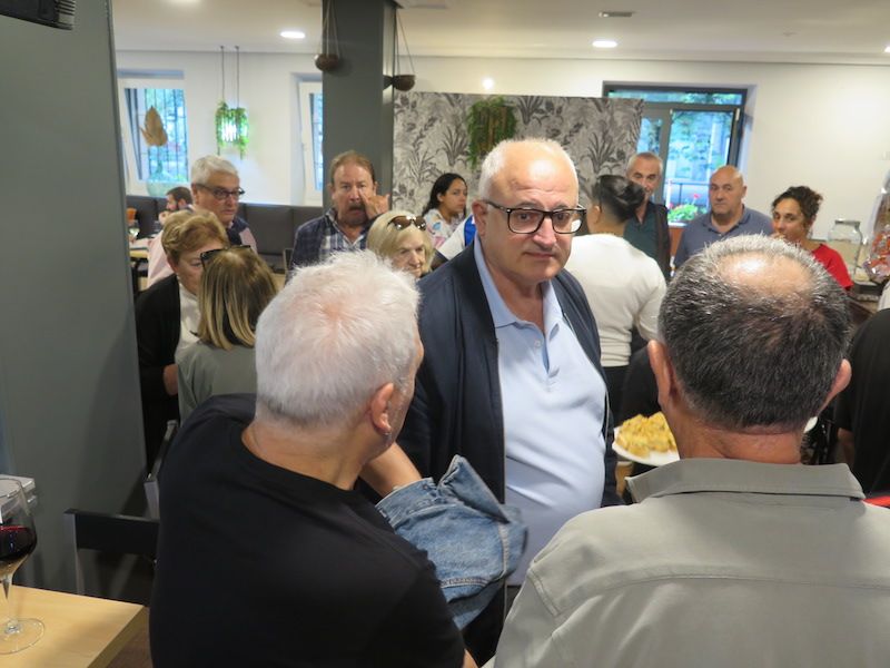 La inauguración de la cafetería Laitz de Zumarraga, en imágenes