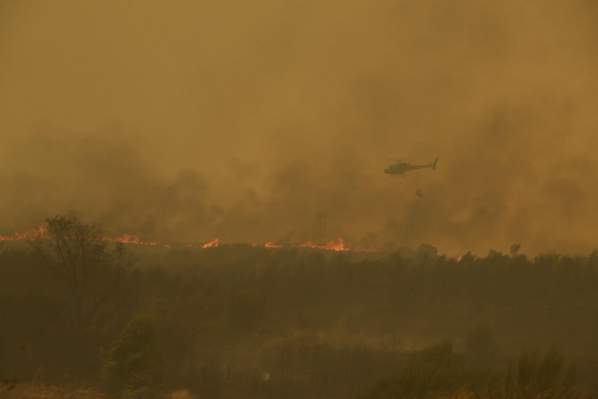 Semana negra de incendios: Cuatro muertos y 120.000 hectáreas quemadas