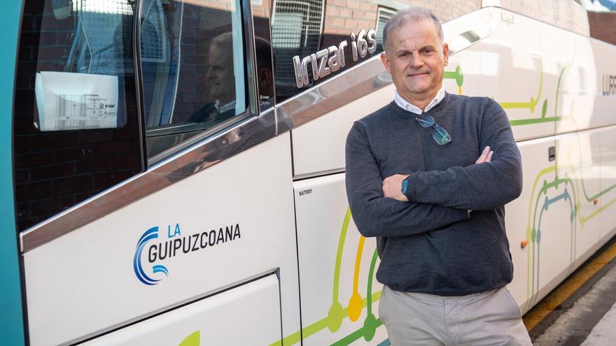 Autobuses la Guipuzcoana de Azkoitia mira de frente a las multinacionales desde un compromiso local