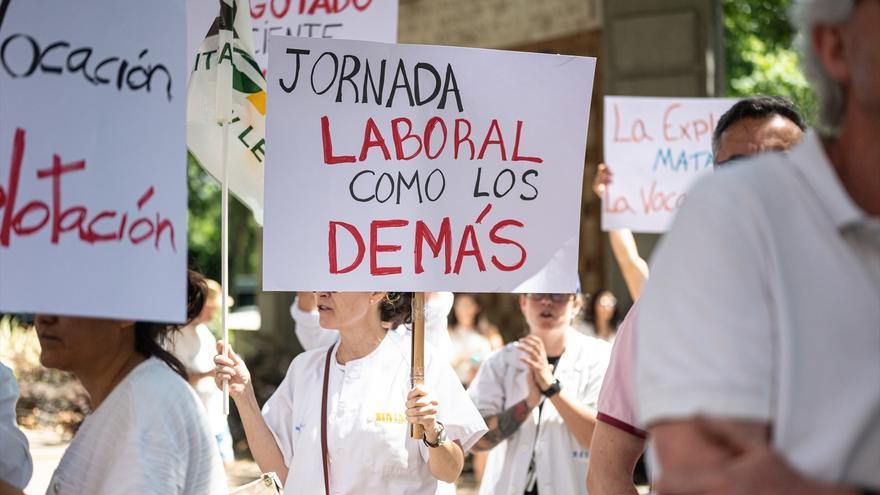 El Comité de Huelga médica anuncia una huelga indefinida por el Estatuto Marco tras el verano