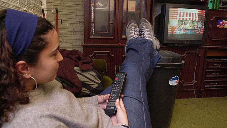 La &quot;tele canguro&quot; e Internet, retos para los padres