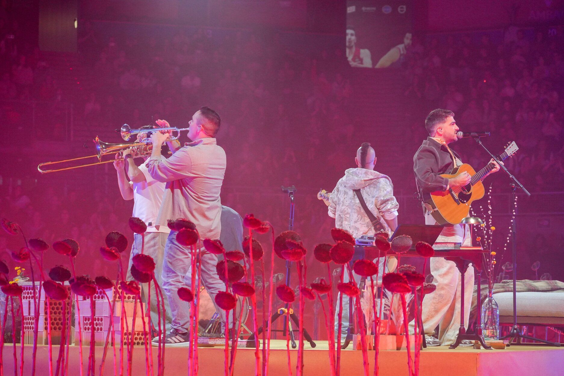 ETS presenta su disco Konkista en Gasteiz