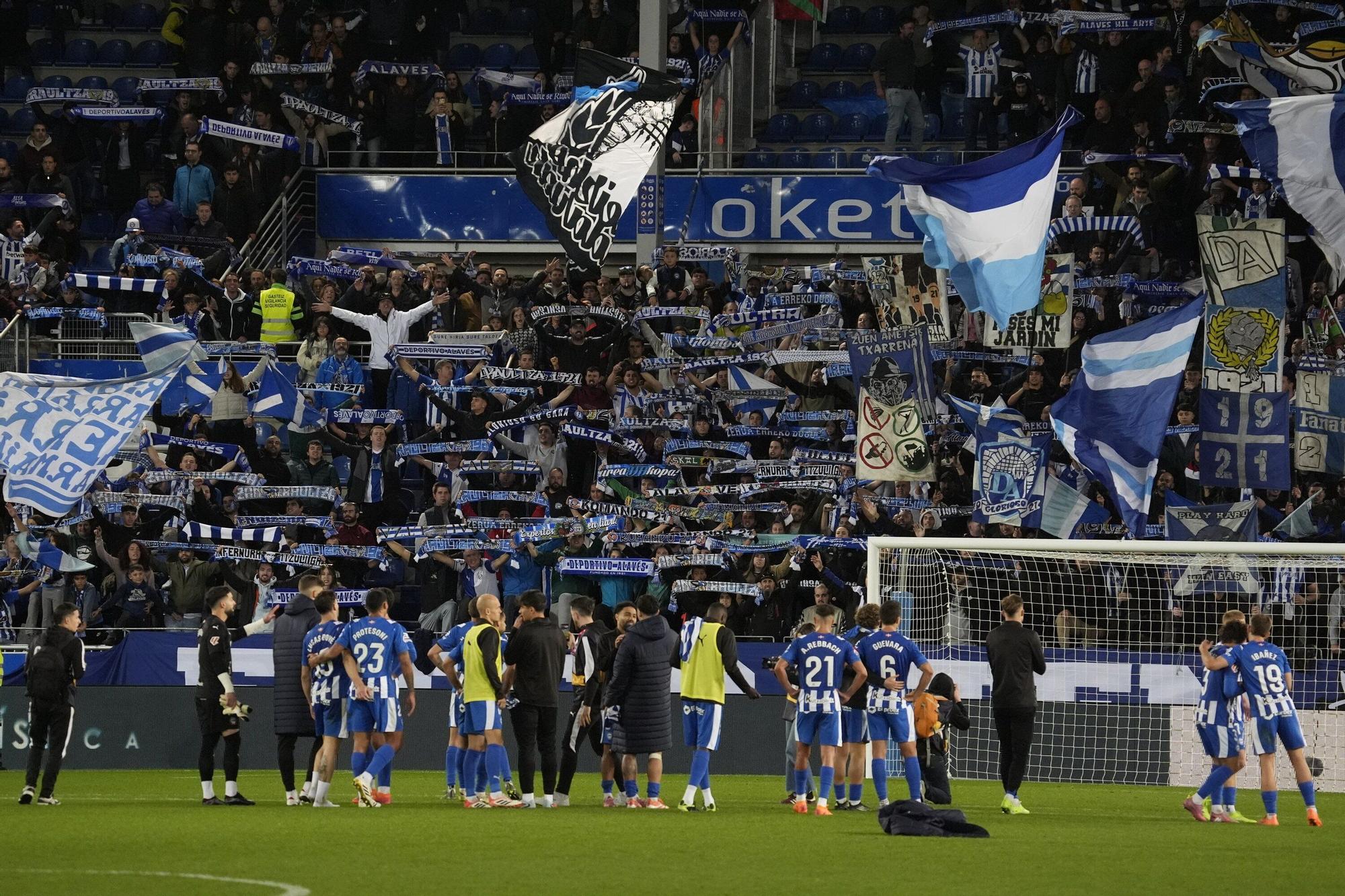 En imágenes: Todas las fotos del Alavés-Espanyol en Mendizorroza (2-1)