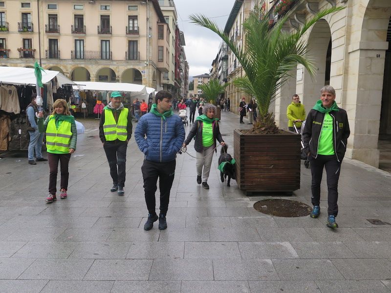 La marcha contra el cáncer de Urretxu y Zumarraga, en imágenes