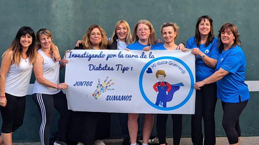 Irun se tiñe de azul para visibilizar la diabetes tipo 1