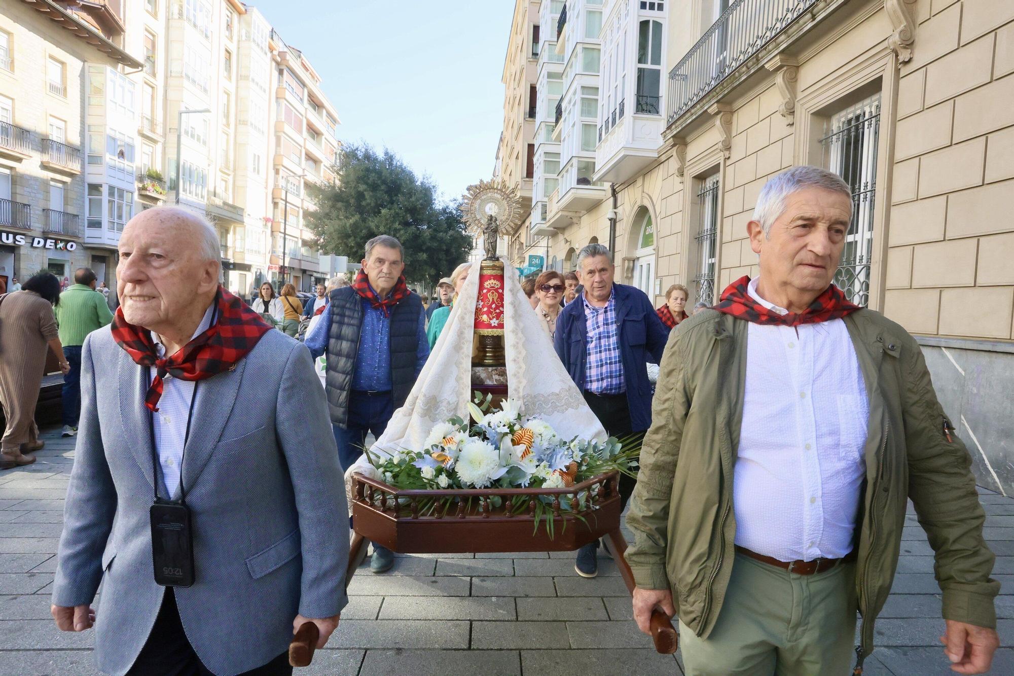 Vitoria celebra El Pilar de la mano de la Casa de Aragón