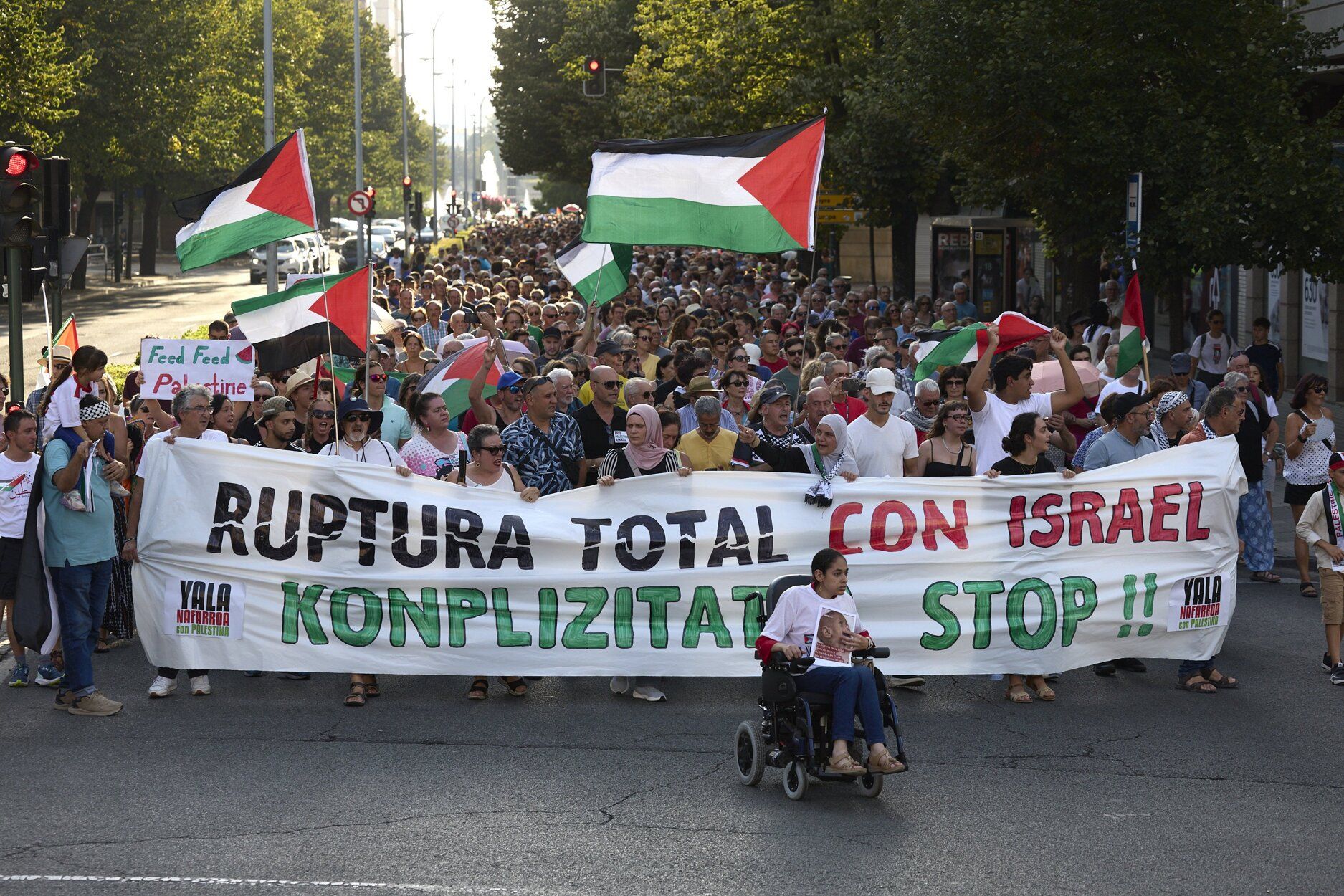 Fotos de la manifestación de Yala Nafarroa en Pamplona