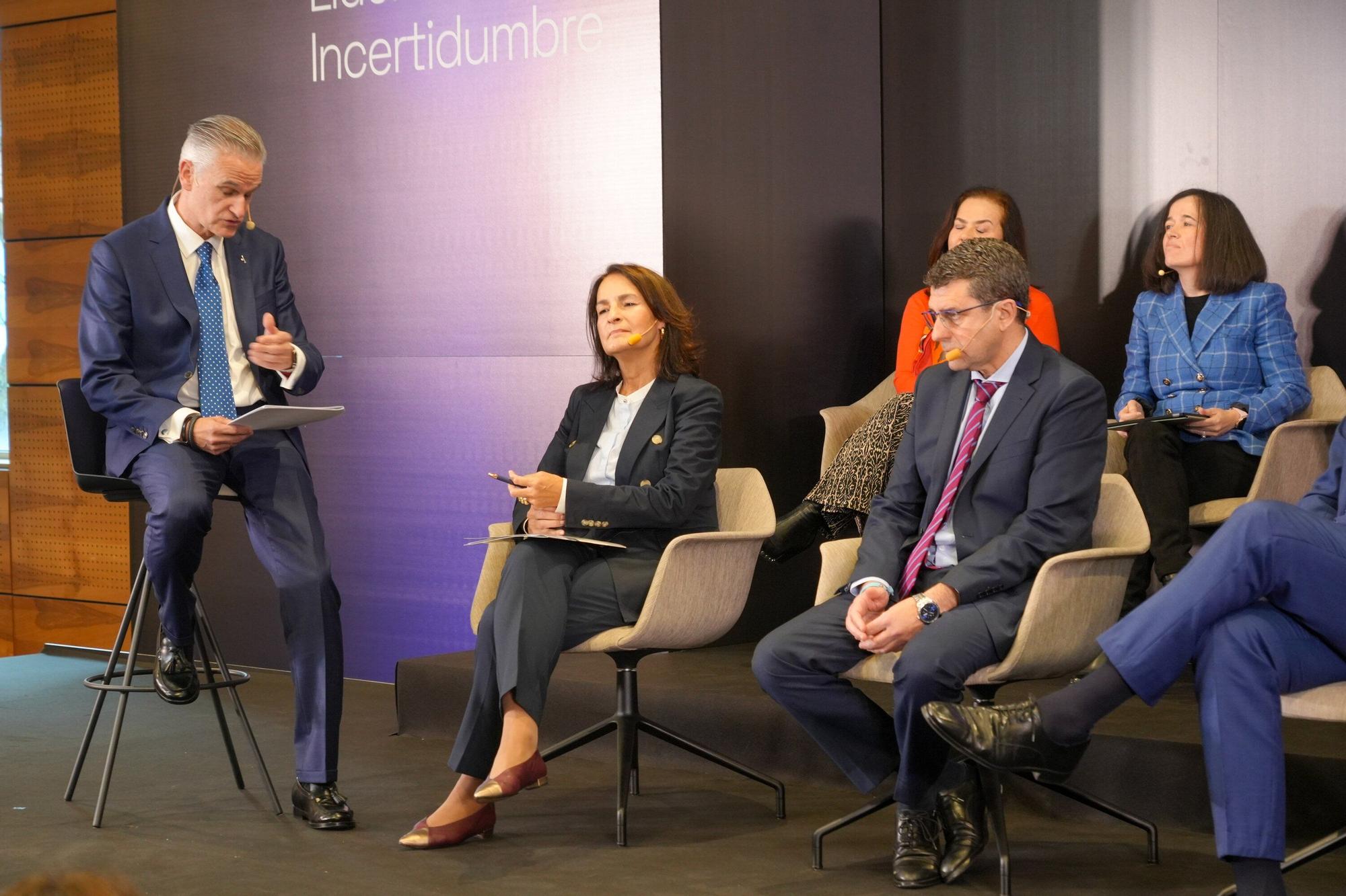 En imágenes: SEA Empresas Alavesas organiza la jornada 'Liderando la incertidumbre'