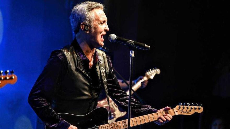 Crítica del concierto de Ramoncín en Zentral:  en perfecto estado de revista