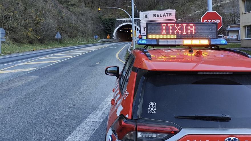 Afecciones al tráfico en la N-121-A durante cinco días por las obras en el tramo entre los túneles de Belate y Almandoz