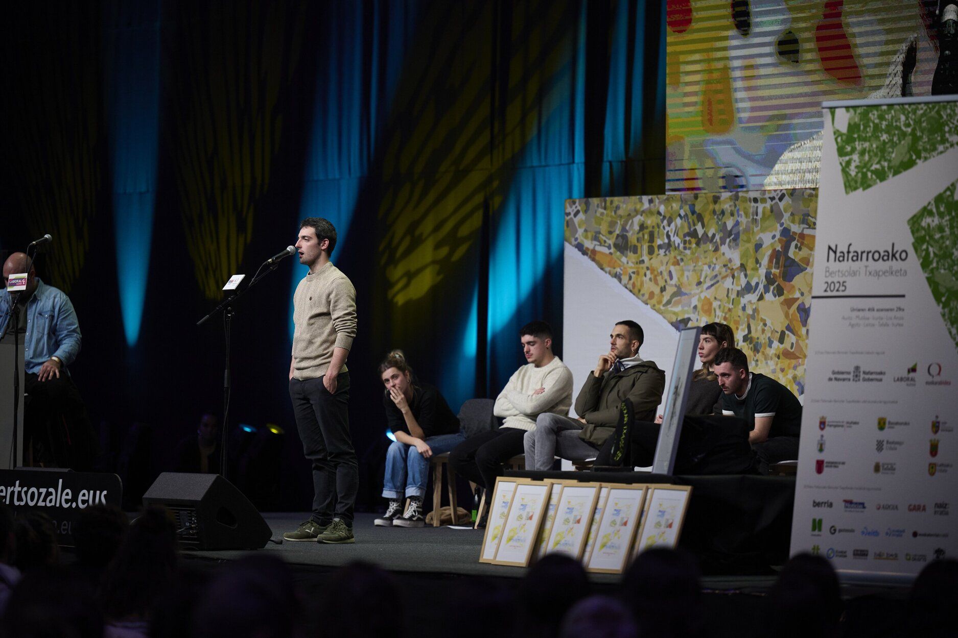Navarra Arena, jendez lepo Nafarroako Bertsolari Txapelketa 2025-eko finalean