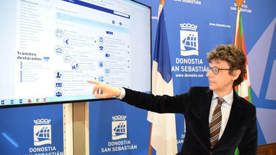 Erroldatze-ziurtagiria, Udal web atarian eskuragarri