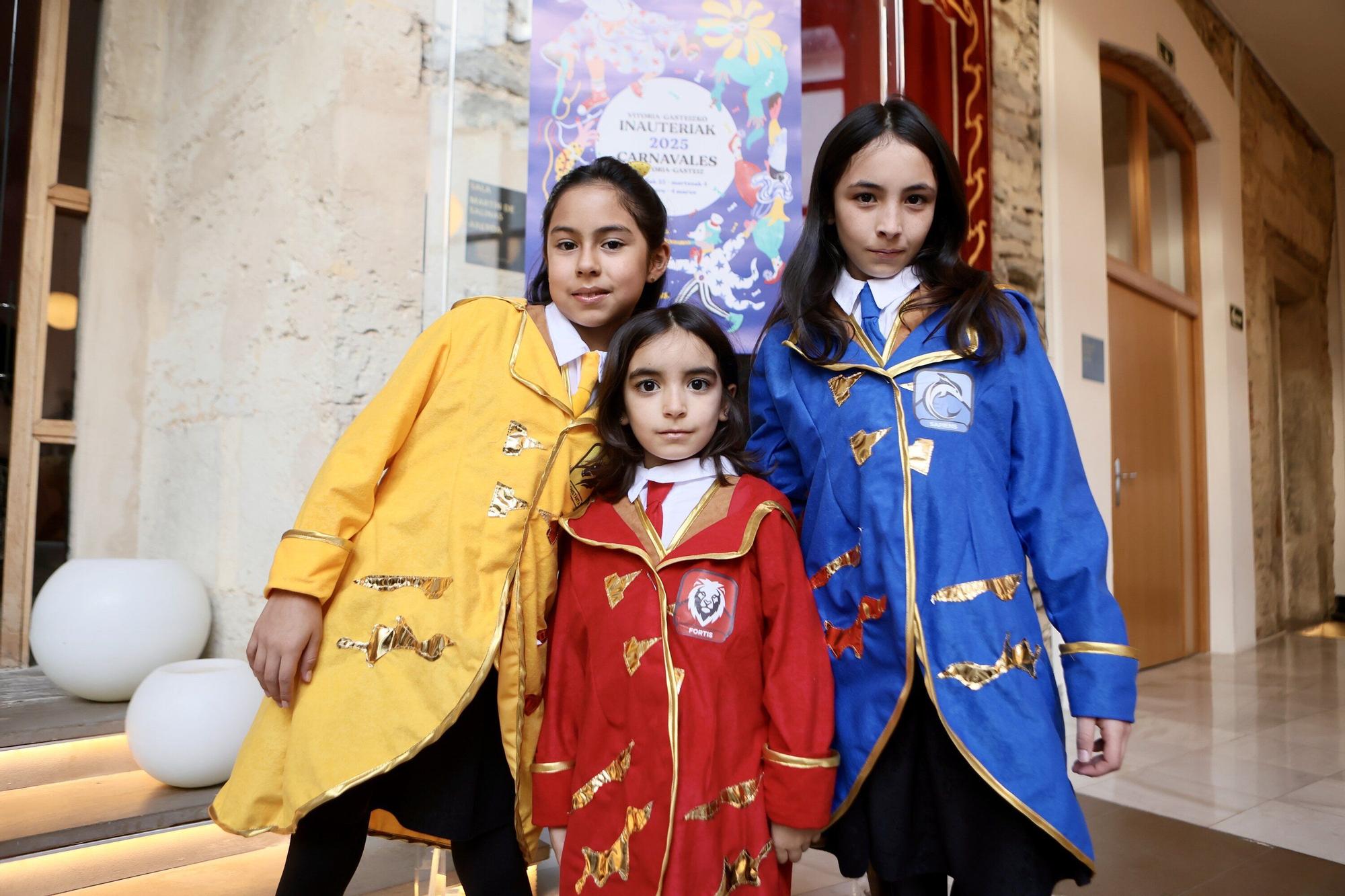 En imágenes: Presentación de Carnaval de las comparsas en el Palacio Villa Suso
