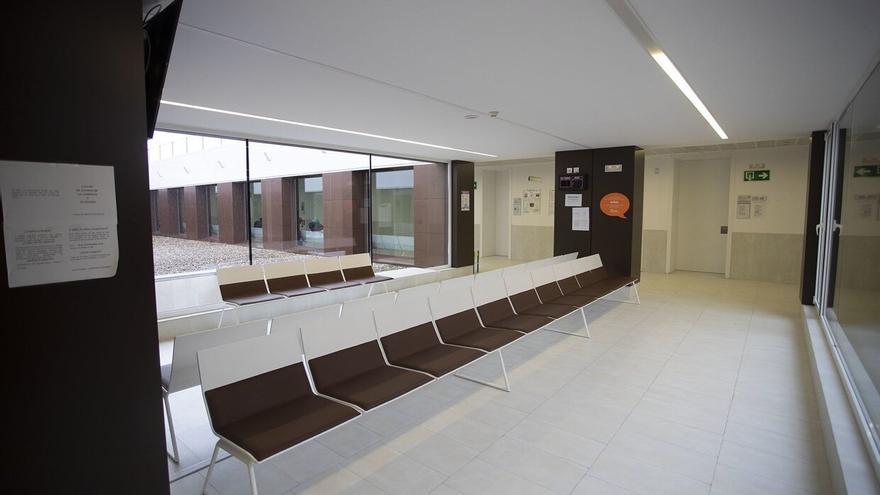 El supuesto agresor sexual del HUN, arrestado un día antes por espiar a una doctora en Buztintxuri