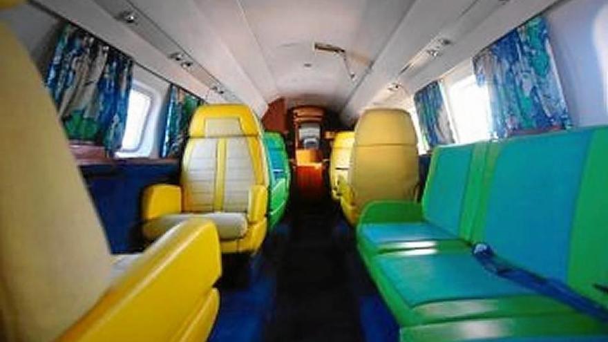 Los aviones privados de Elvis  Presley, a subasta