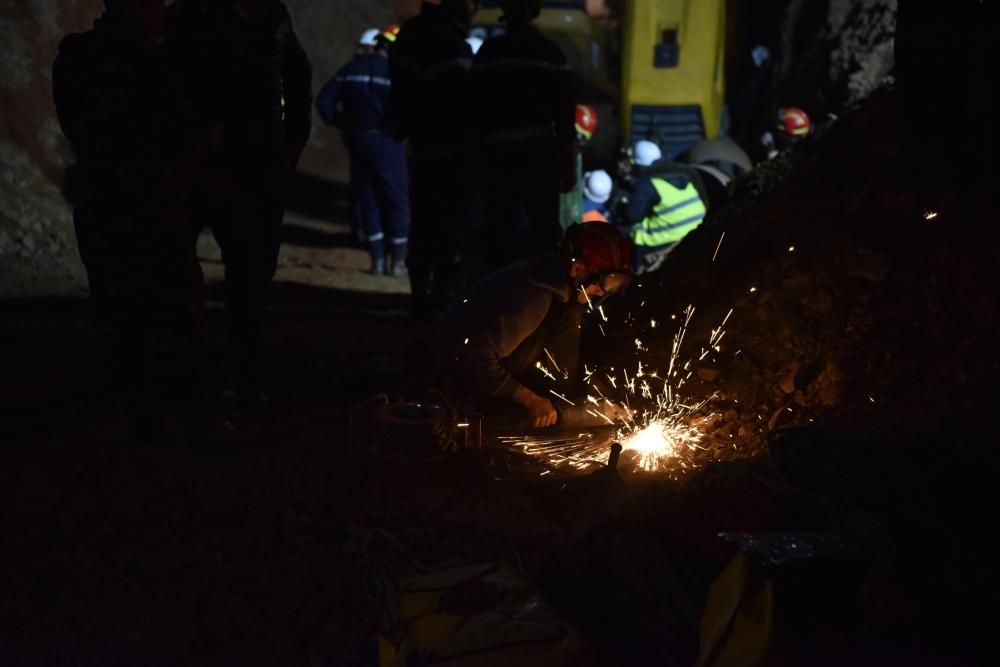 Los trabajos van lentos para evitar riesgos