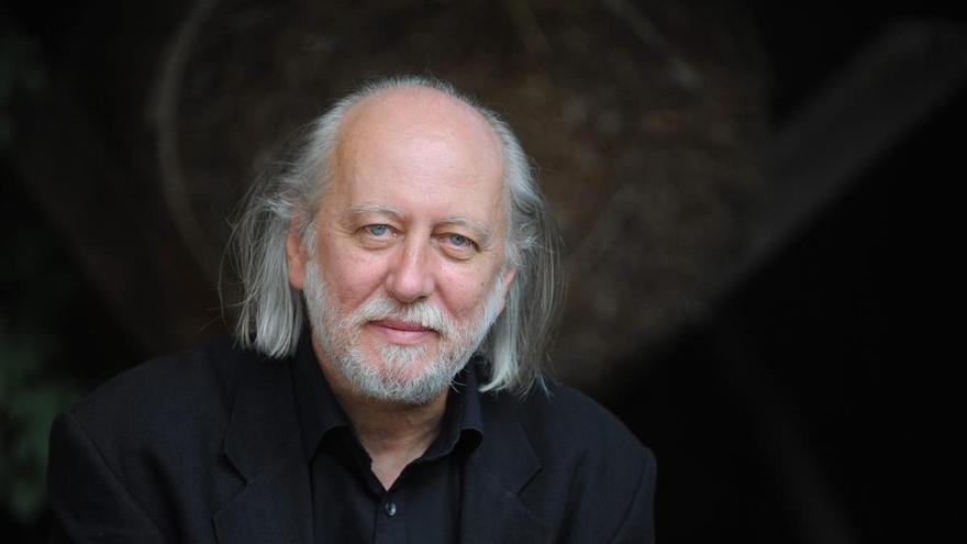 László Krasznahorkai el escritor húngaro de la realidad aterradora y cómica