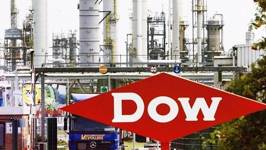 Las compañías estadounidenses Dow Chemical y DuPont negocian su fusión