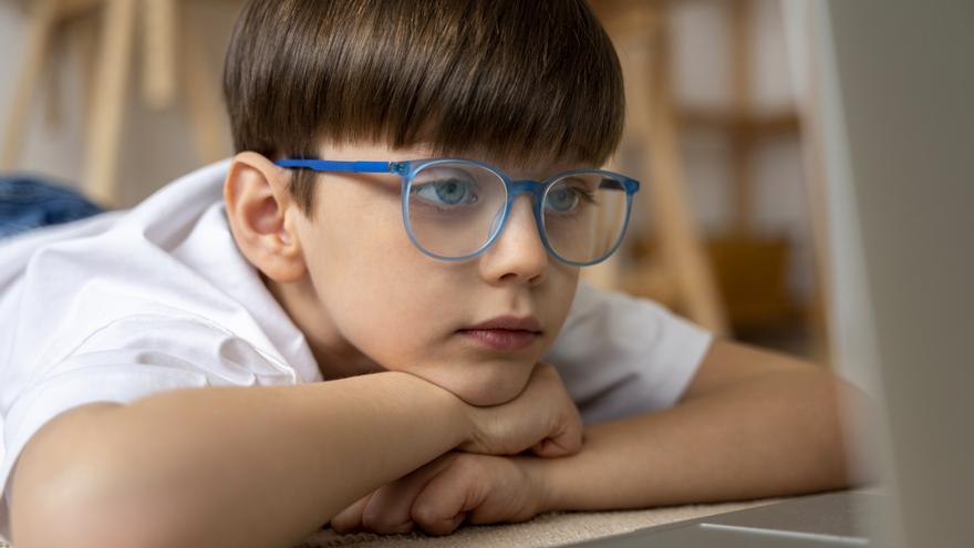 Aprobadas las ayudas de hasta 100 euros para gafas y lentillas a menores de 16 años