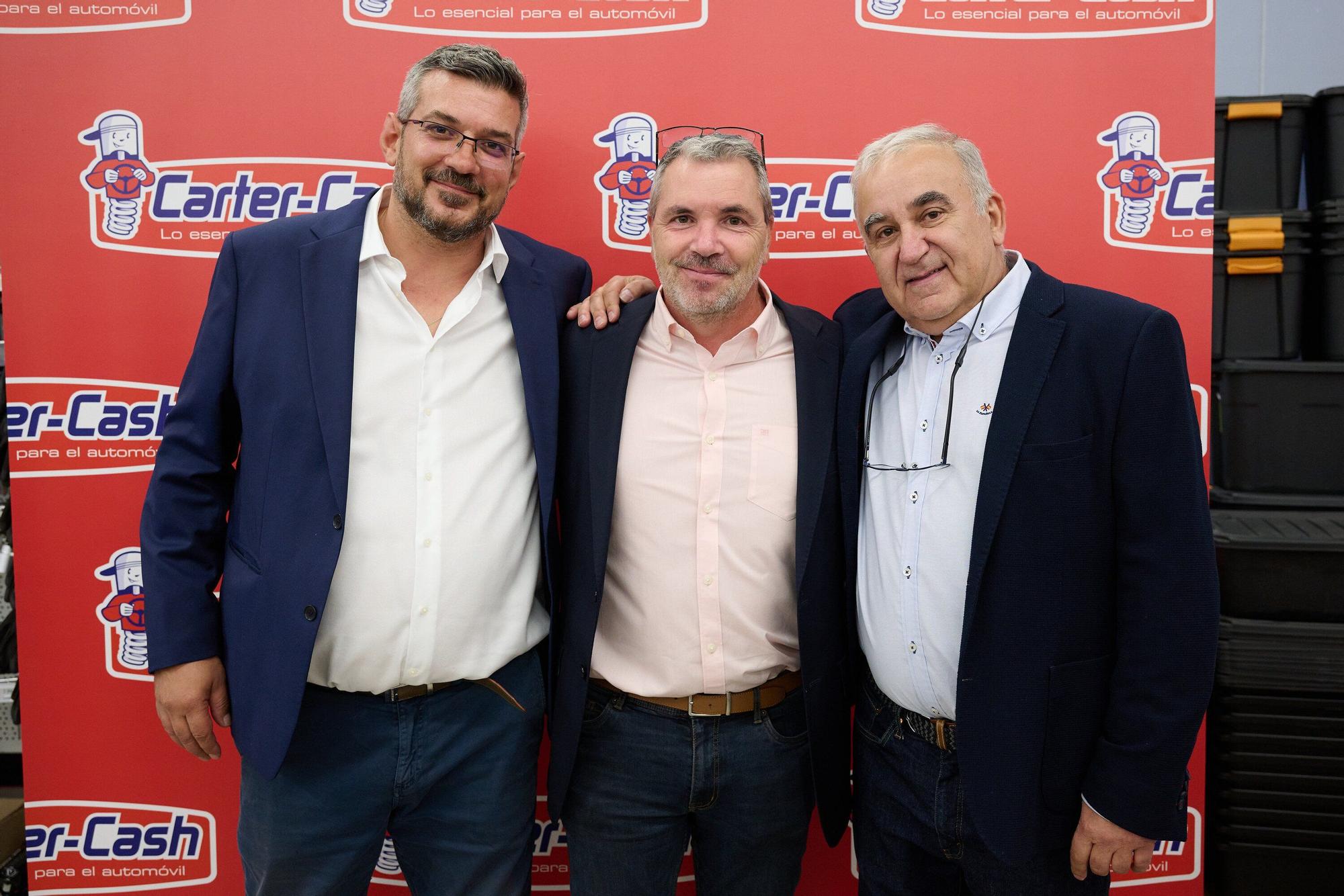 Fotos de la inauguración oficial de la nueva tienda de Carter-Cash en Pamplona