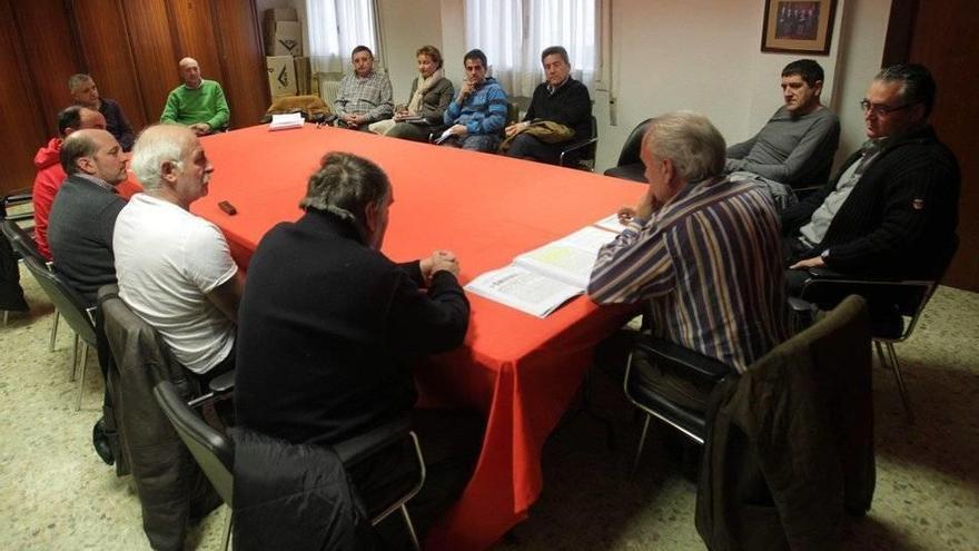 Los clubes crean una comisión de trabajo ante la inspección a la Peña Sport