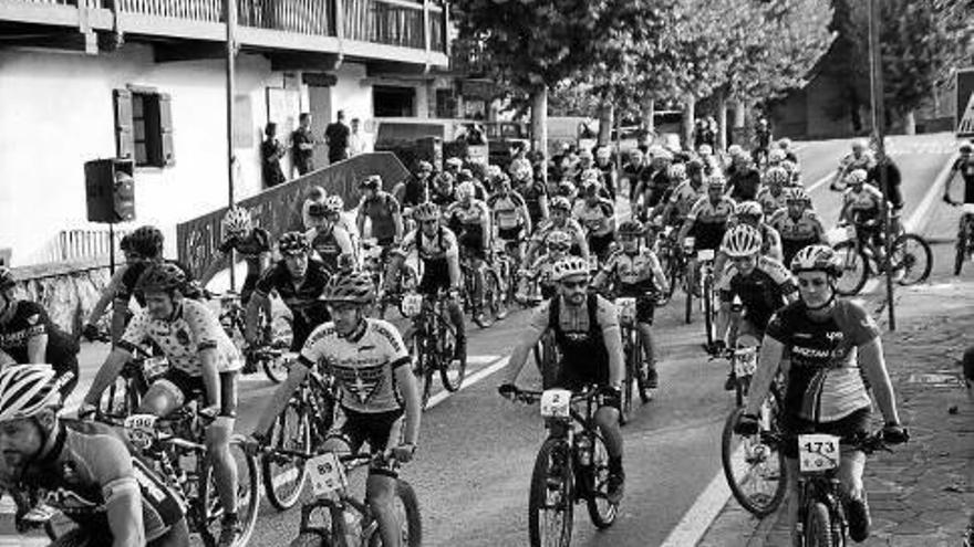 180 ciclistas en la marcha BTT de Bera