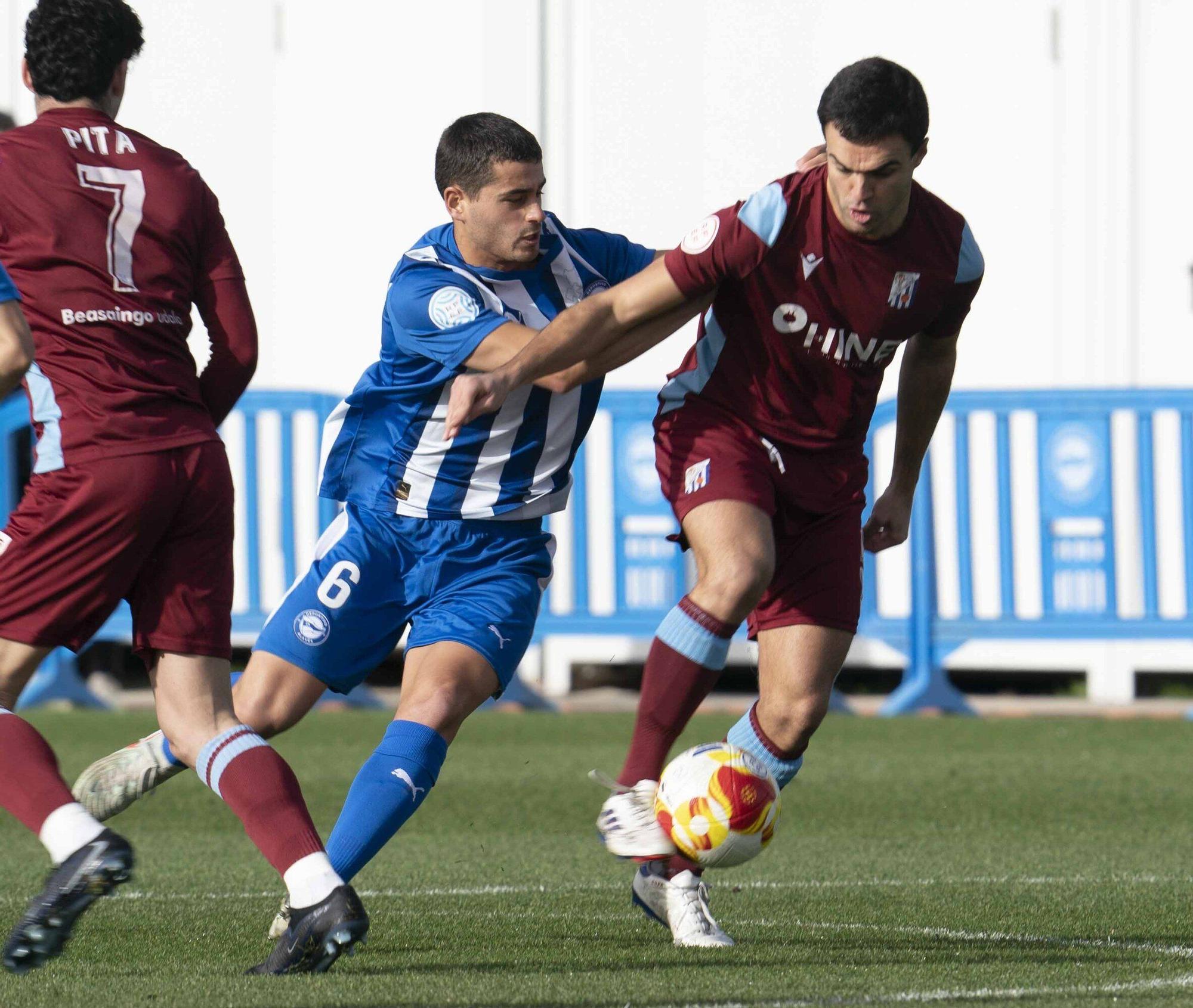 En imágenes: El &#039;Miniglorias&#039; vence al Beasain en Ibaia