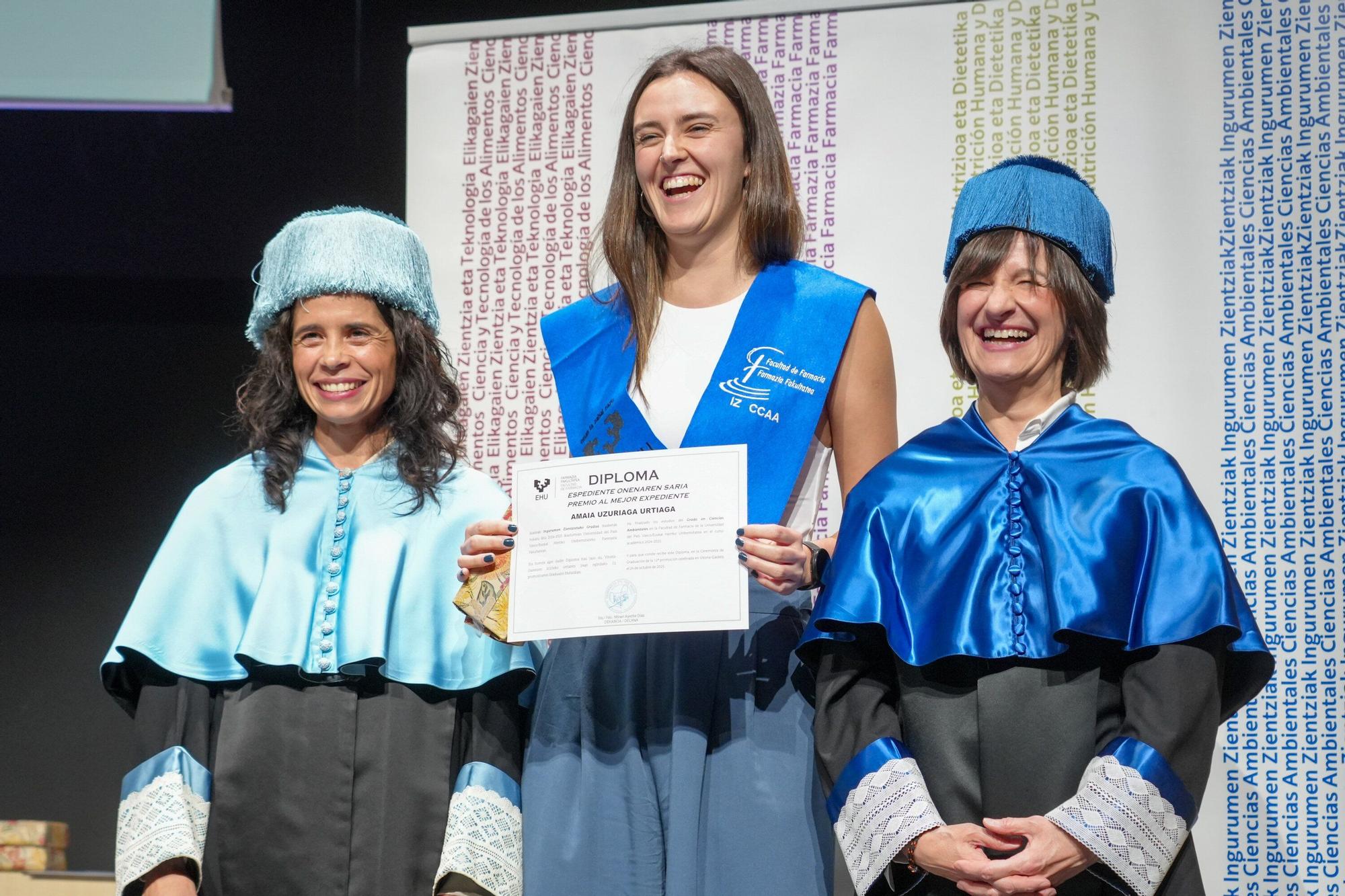 En imágenes: Graduación de la Facultad de Farmacia de la EHU