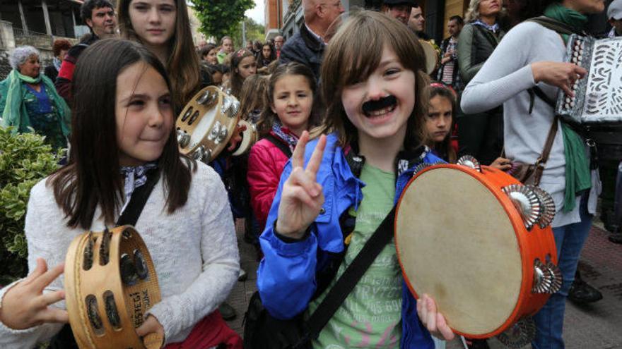 El Bizkaiko Trikitixa Eguna congregó a personas de todas las edades.