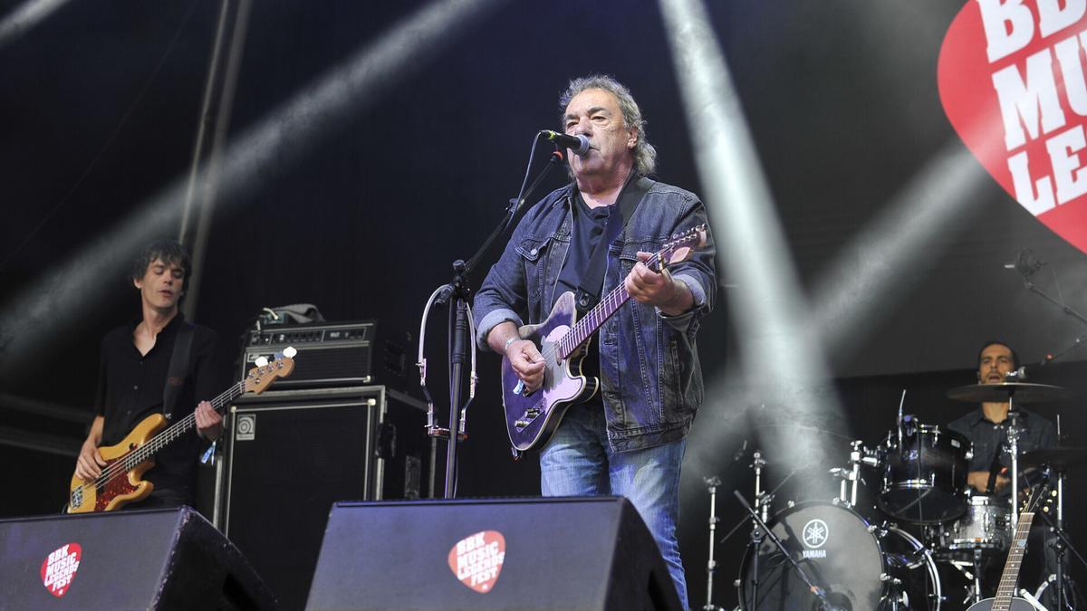 El músico labortano Anje Duhalde inaugurará la programación musical de la Herriko plaza.