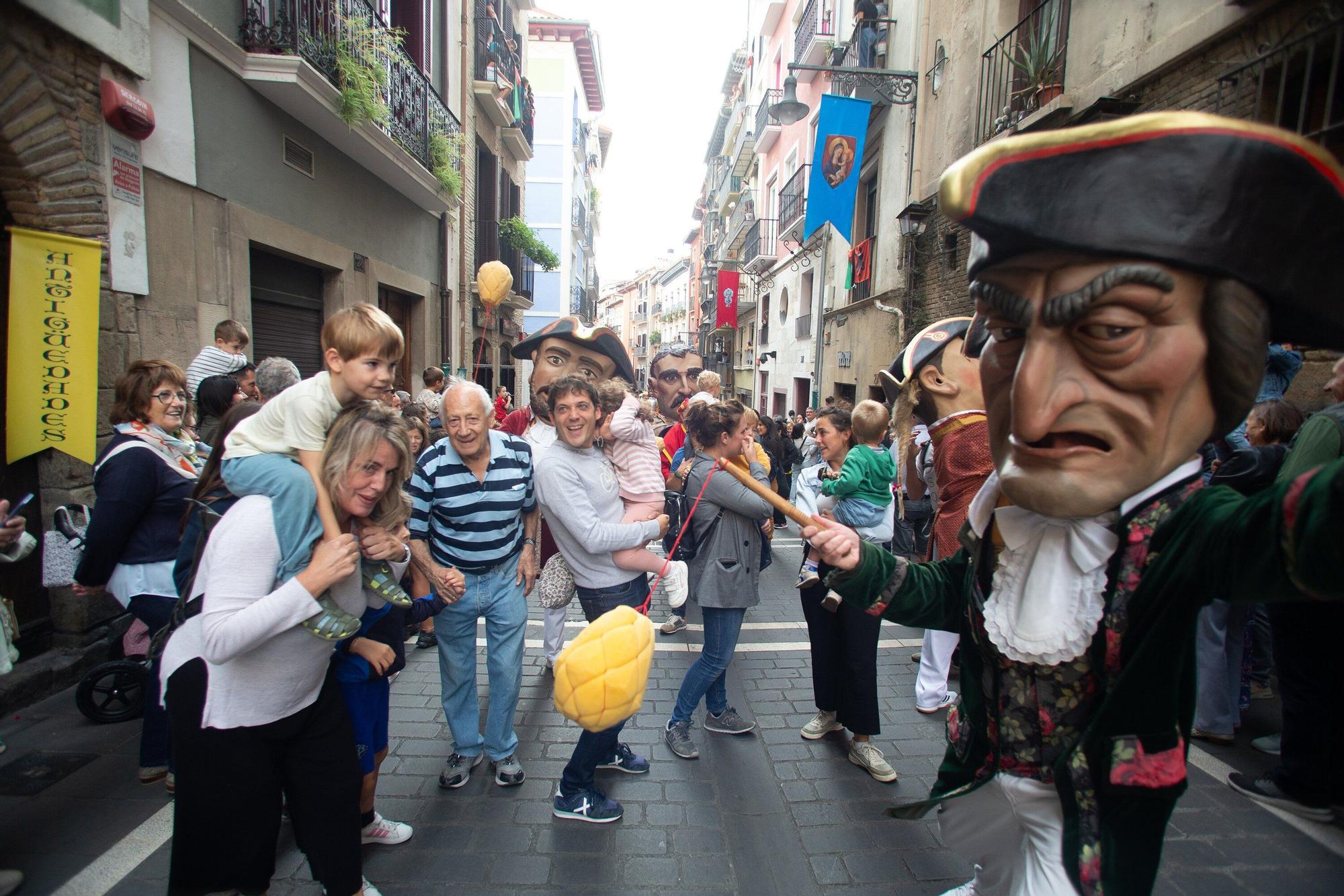 Fotos de la Comparsa de Gigantes