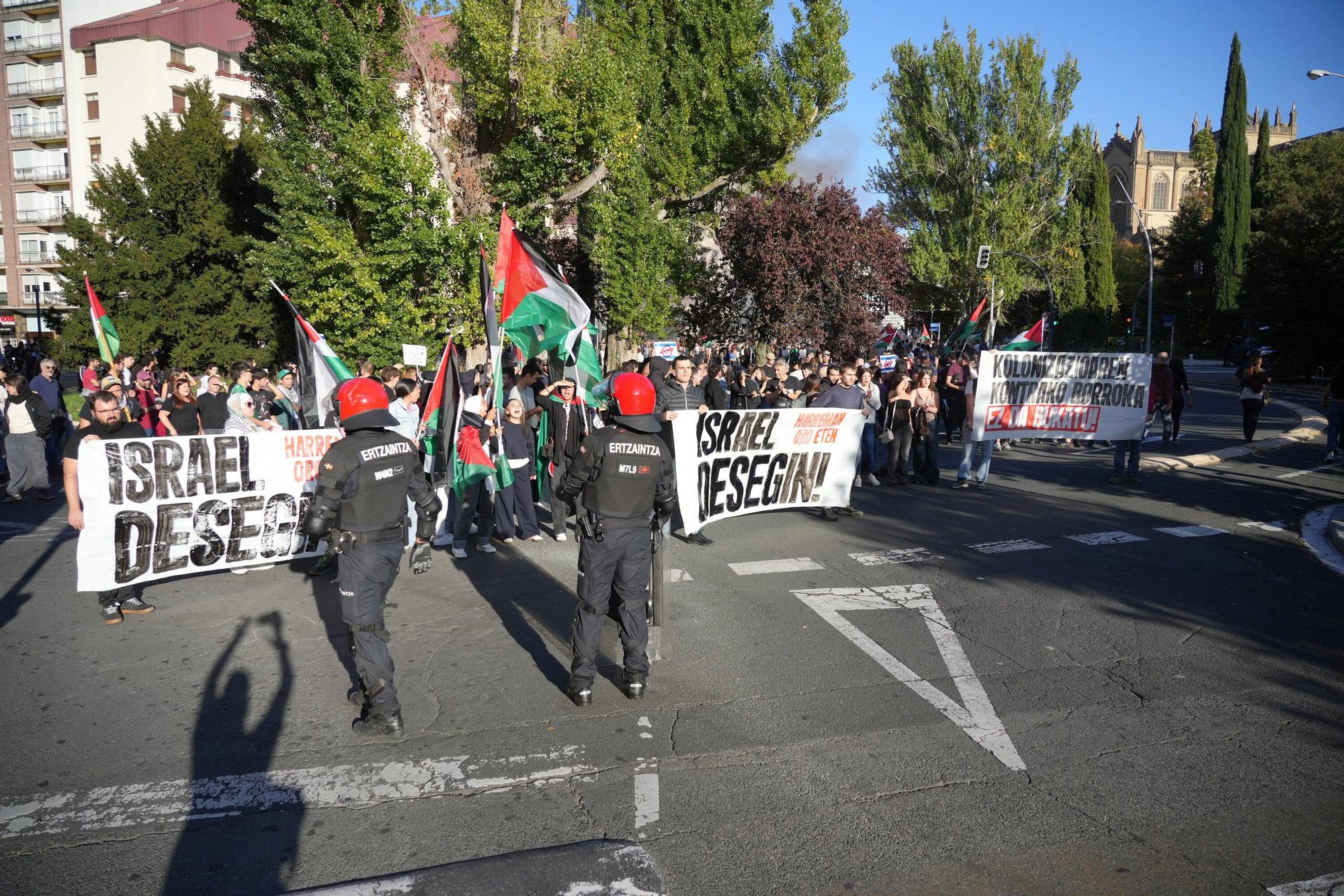 Manifestación en favor del pueblo de Gaza en Vitoria