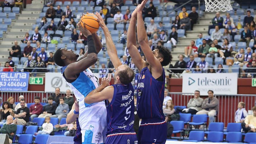 El Inveready Gipuzkoa Basket cae por la mínima y en la prórroga