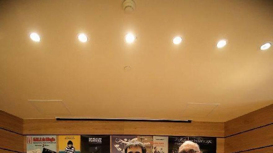 Ricardo Martín, Miguel de los Toyos y Juan Ortega, ayer en el ayuntamiento de Eibar.