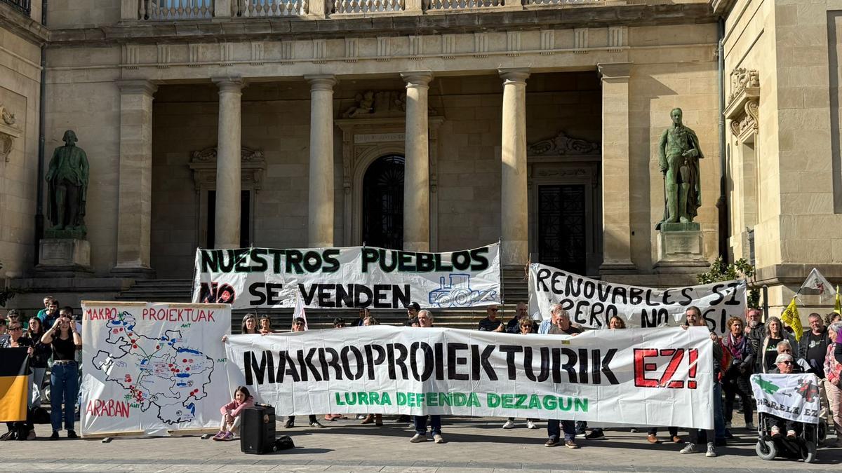 &#039;Araba bizirik&#039; rechaza el futuro Plan Sectorial de Energías Renovables de Euskadi