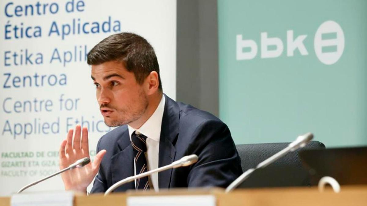 Kristian Prieto durante la celebración de unas jornadas.