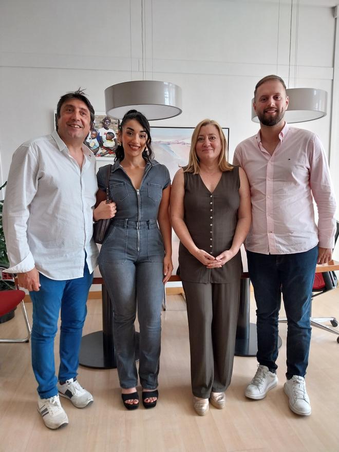 Ricardo Hernández, Silvia Jiménez Clavería, Miriam Martón y Bruno Jiménez Jiménez.