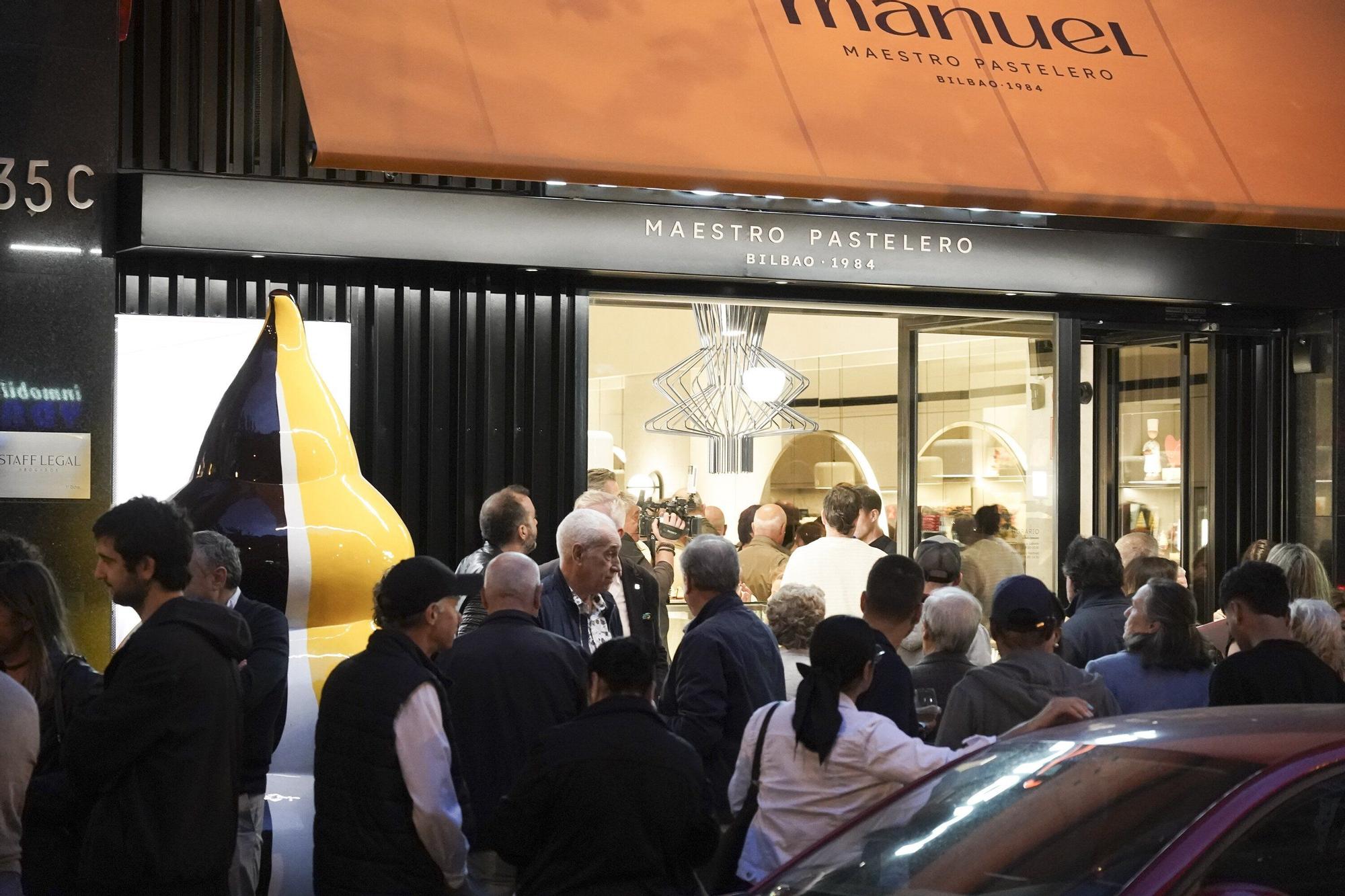 En imágenes: Don Manuel inaugura una nueva pastelería